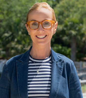 Portrait of Amanda Dunn, Sales Associate, Realtor ®.